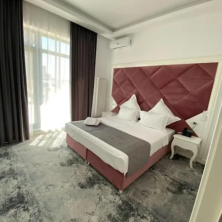 Simona Halep - Mamaia Nord 4* ナボダリ